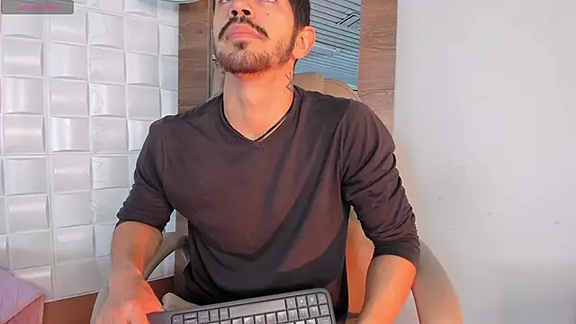 AlejandroStormm online show from February 8, 3:34 am