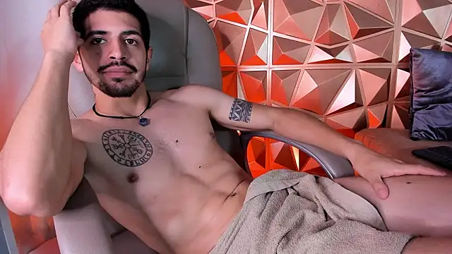 AlejandroStormm online show from March 21, 8:19 am