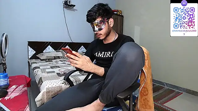 rahulkajuuu0909 online show from April 6, 4:41 pm