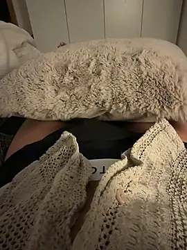 shavyforgirls online show from February 26, 11:57 pm