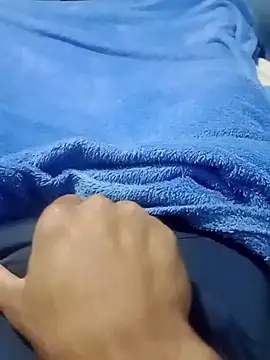 Snapshot of 464a-err chatting on October 3, 10:37 pm 464a-err online show from October 3, 10:37 pm