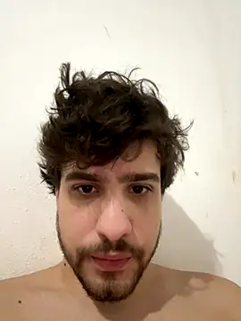 Snapshot of zJaulin chatting on October 28, 2:14 am zJaulin online show from October 28, 2:14 am