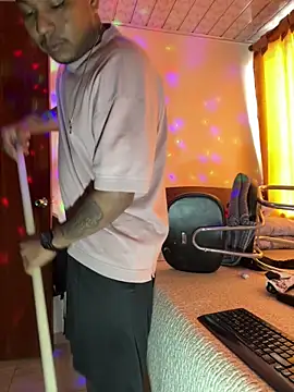 Saipuer31 online show from December 21, 4:04 pm