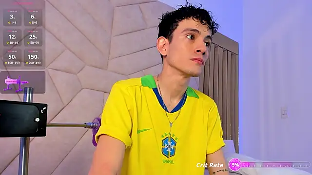 ValentinoMoreti online show from September 23, 1:54 pm