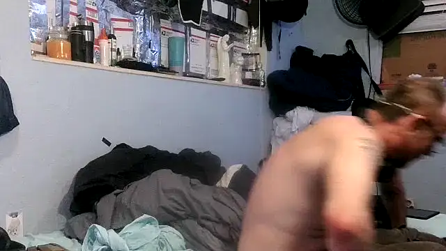 PornStro921 online show from October 7, 3:43 am