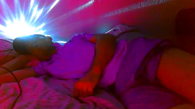 Snapshot of great_feeling chatting on February 26, 2:15 am great feeling online show from February 26, 2:15 am