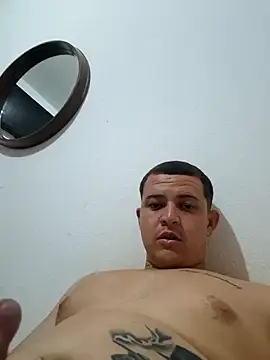 comcoroas online show from March 19, 11:14 pm