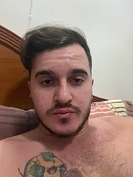 spidersA online show from February 13, 7:25 am