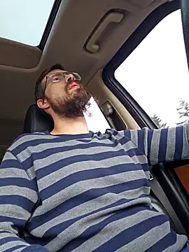 Snapshot of Johnnypro1OF chatting on October 20, 10:35 pm Johnnypro1OF online show from October 20, 10:35 pm