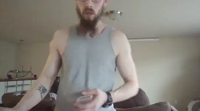 Snapshot of Johnnypro1OF chatting on March 13, 12:37 am Johnnypro1OF online show from March 13, 12:37 am