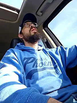 Snapshot of Johnnypro1OF chatting on October 2, 5:39 pm Johnnypro1OF online show from October 2, 5:39 pm