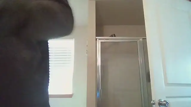 Snapshot of Johnnypro1OF chatting on October 3, 5:40 pm Johnnypro1OF online show from October 3, 5:40 pm