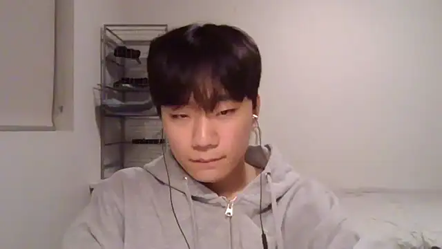 sdamvo2 online show from March 7, 10:35 am