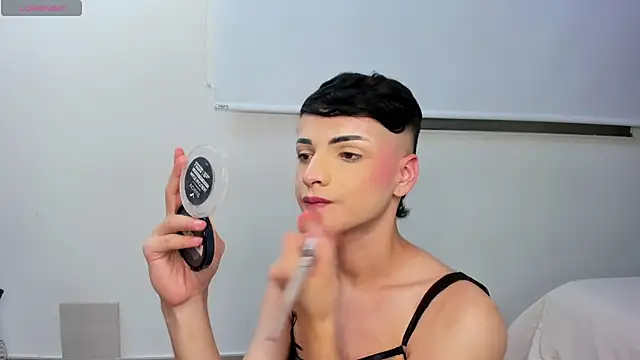 Dylan Turnerr online show from March 7, 9:48 pm