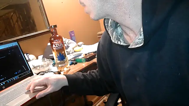 Mac ThunderCock online show from March 4, 1:01 am