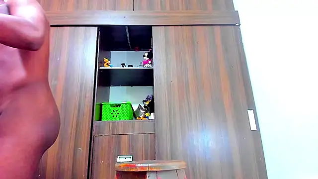 Dreamastercum  online show from February 9, 10:25 pm