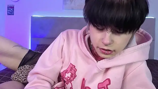 Alex Vallley online show from March 14, 11:12 pm