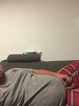 Derbaer1990 online show from September 15, 7:15 pm