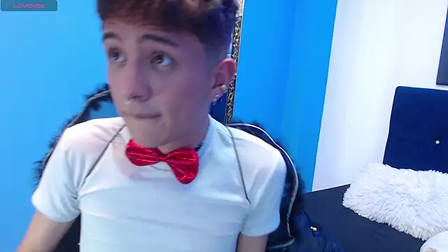 EthanCross  online show from March 13, 9:59 pm