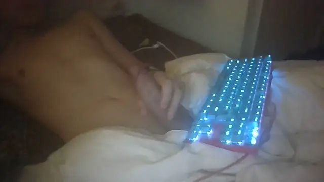 Snapshot of macford1 chatting on September 13, 2:23 am macford1 online show from September 13, 2:23 am