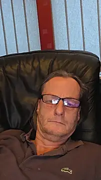 namorreyeb1 online show from November 28, 3:03 pm