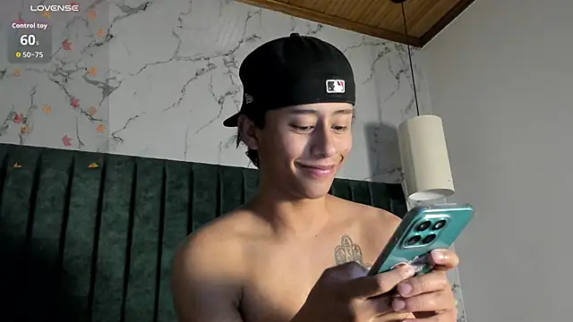 labrinthteasing online show from September 18, 10:34 pm