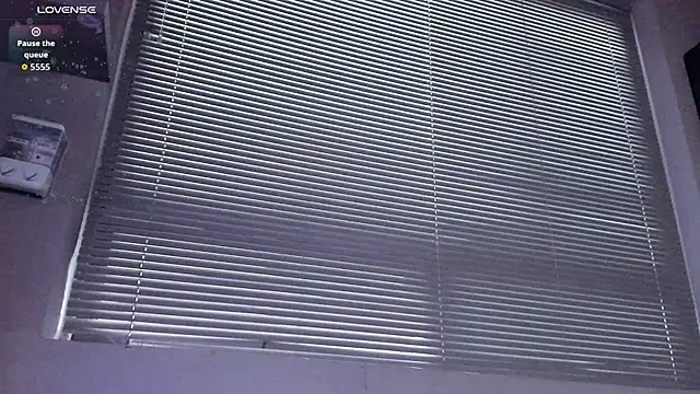 labrinthteasing online show from March 4, 3:19 pm