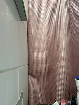 Hugo34bg online show from April 16, 5:29 am