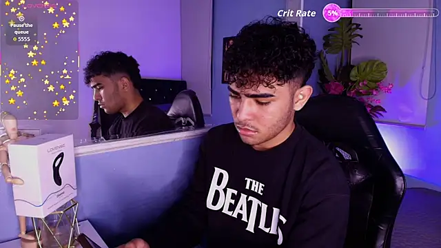 Snapshot of LucasCarterr_ chatting on September 18, 3:30 am LucasCarterr  online show from September 18, 3:30 am