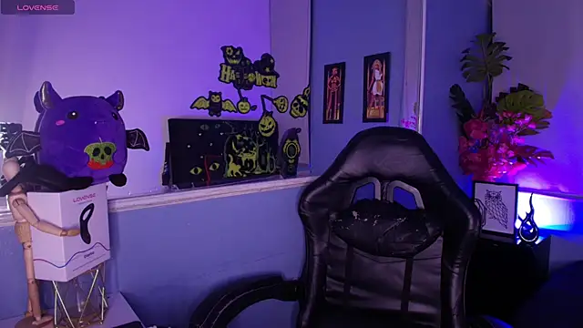 Snapshot of LucasCarterr_ chatting on October 2, 4:38 am LucasCarterr  online show from October 2, 4:38 am