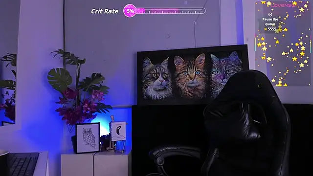 Snapshot of LucasCarterr_ chatting on October 25, 4:47 am LucasCarterr  online show from October 25, 4:47 am