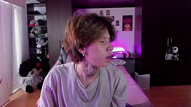 xIce Boy online show from March 4, 2:02 pm