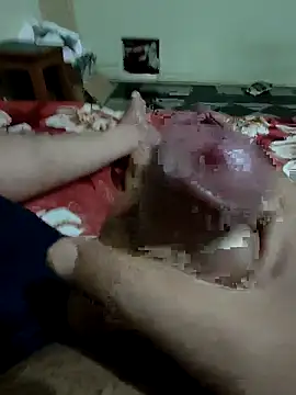 Snapshot of RomanticLoverboyz chatting on March 13, 1:07 pm RomanticLoverboyz online show from March 13, 1:07 pm