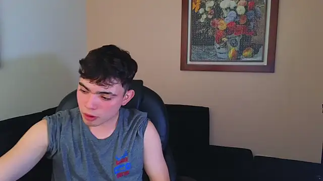 lukeboyce33 online show from September 19, 8:52 pm