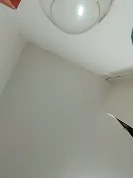 LargeElectrolyte7 online show from December 13, 8:37 pm