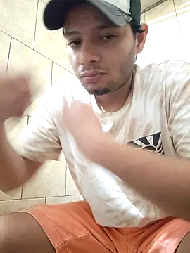 Hotbooy online show from December 3, 6:30 am