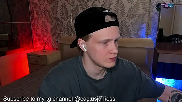 Snapshot of Cactus__James chatting on October 21, 5:16 pm Cactus  James online show from October 21, 5:16 pm