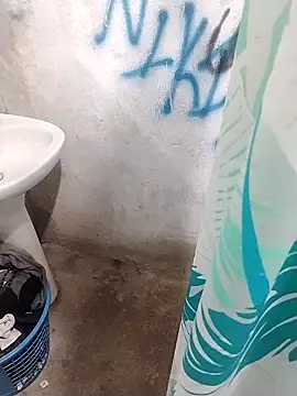 Patilllas online show from October 25, 2:24 am