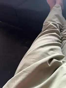 dilu98 online show from April 16, 6:46 am