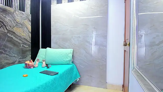 Andrew Taylor09 online show from March 28, 8:53 pm