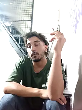 Tiococo420 online show from October 18, 2:27 am