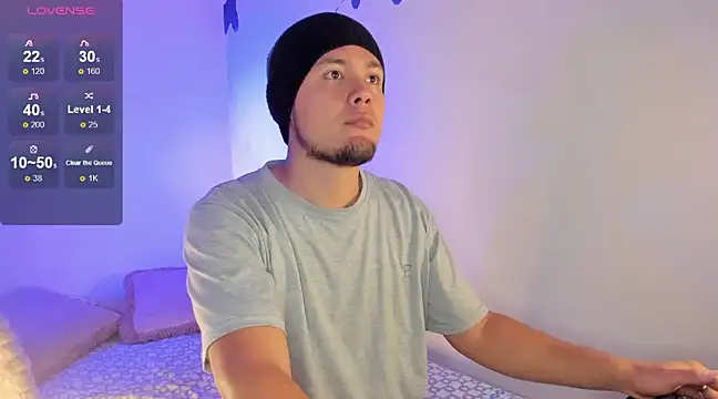 maax taylor01 online show from March 19, 2:46 pm