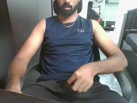lovelyakash69 online show from July 16, 5:36 am