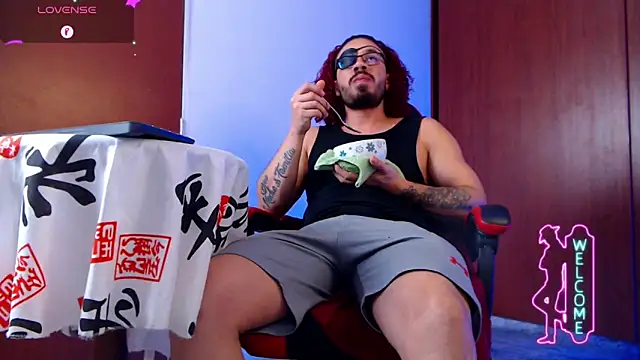 pirata fitness online show from February 12, 5:30 pm