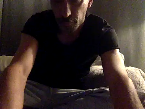 who am i x404 online show from October 14, 9:55 pm