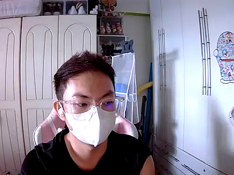 Snapshot of sky69fatfat chatting on October 23, 7:56 am sky69fatfat online show from October 23, 7:56 am