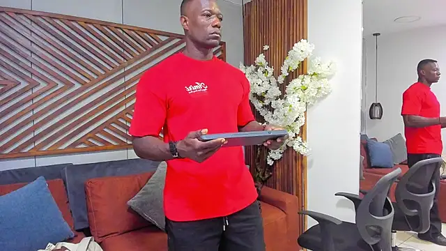 MarcusBlack  online show from April 6, 11:44 am