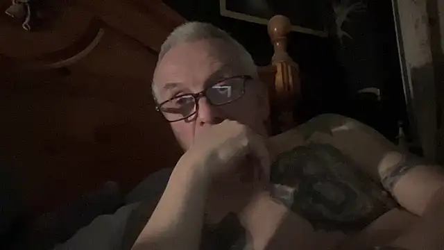 poggles online show from February 17, 9:46 pm