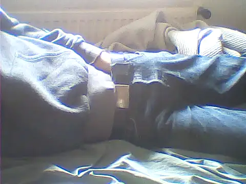 Snapshot of rimbaud77 chatting on September 28, 9:29 am rimbaud77 online show from September 28, 9:29 am