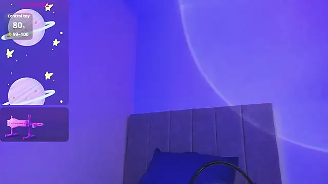 Snapshot of liiamluna_ chatting on September 25, 10:03 am liiamluna  online show from September 25, 10:03 am